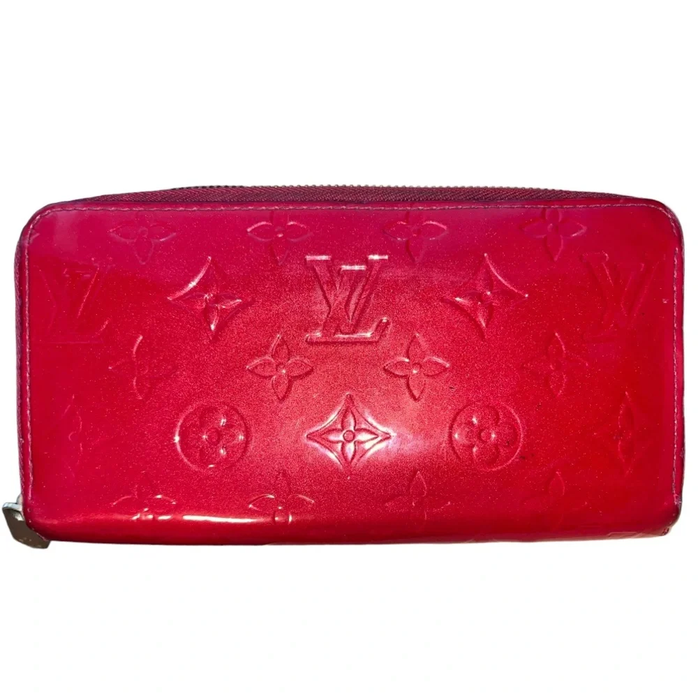 Louis Vuitton Red Embossed Wallet - Picture 12 of 16